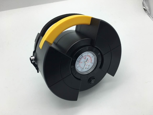 Compressore del gonfiatore dell'aria dell'automobile di DC12V con il calibro per colore nero e giallo differente delle gomme,