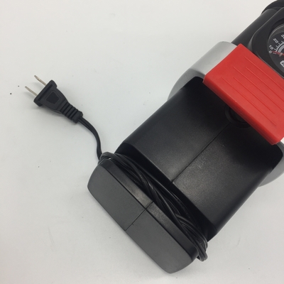 Il potere di modi di dc due di CA ottiene il compressore d'aria della gomma di automobile con il calibro, compressore d'aria automatico