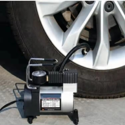 Compressore d'aria per auto a alta pressione portatile con orologio e borsa di stoffa