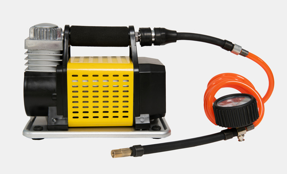 Infilatore di pneumatici per auto portatile in metallo DC12V con manometro e tubo di pressione in metallo